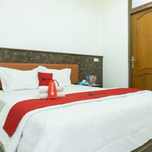 RedDoorz Plus @ Ende City Center, 恩德 — 照片 5