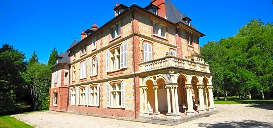 Château De La Bribourdière, 皮托昂欧日 — 照片 1