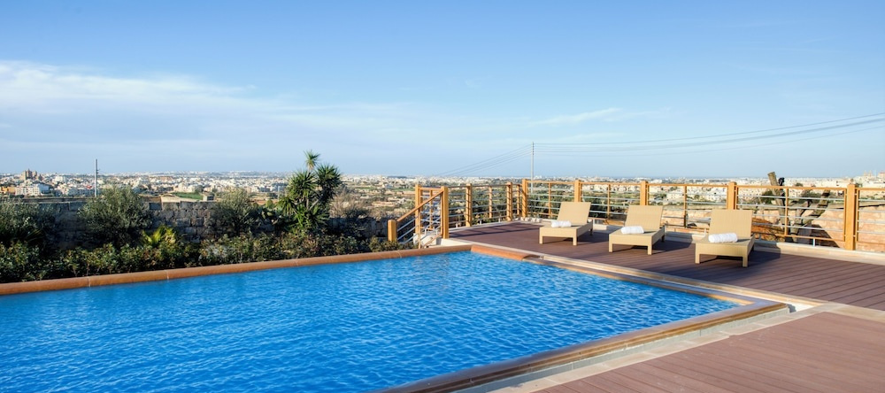 Villa Munqar, Zurrieq — photo 1