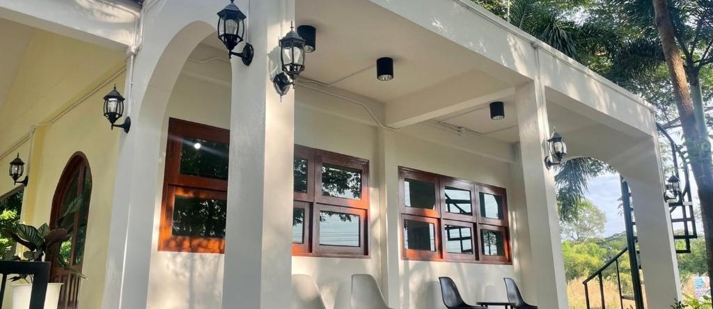Rain Tree Cafe & Homestay, Uthai Thani — photo 1