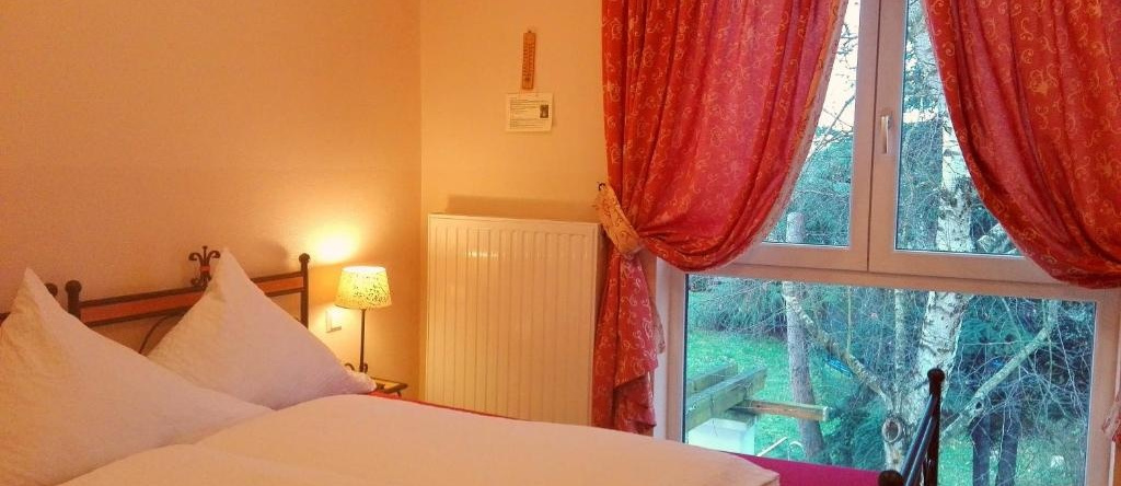 Mediterran Hotel Juwel, Karlstein — photo 1