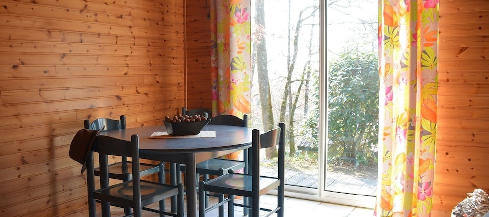 Village & Spa les Ventoulines, 多姆 — 照片 1