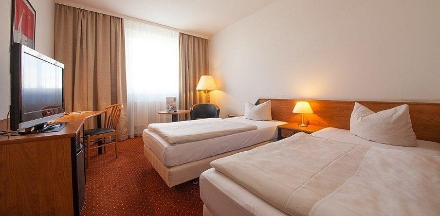 Novina Hotel Südwestpark, Нюрнберг — фото 1