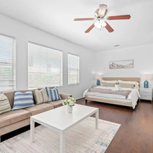 Bright Airy 5B Home Workspace Outdoor Lounge, Moreno Valley — photo 5