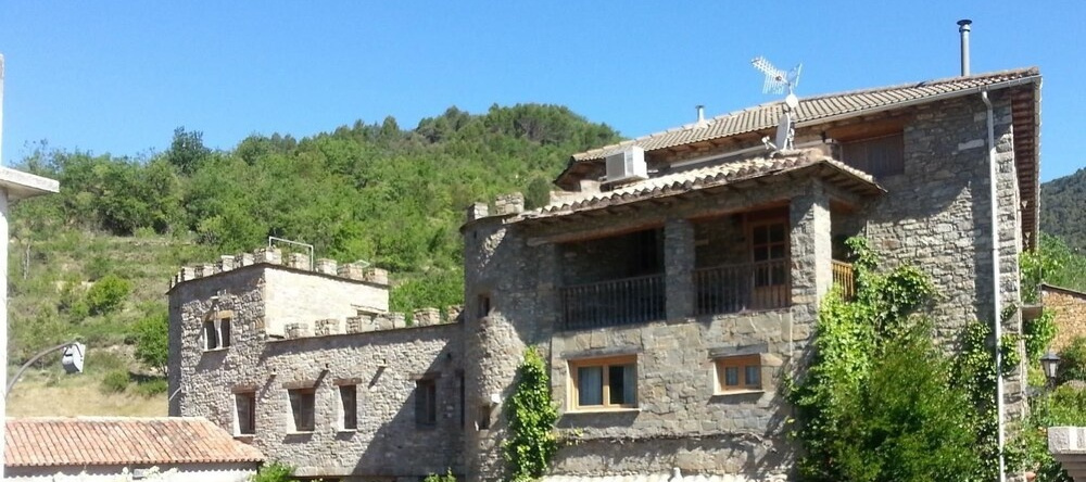 Casa Rural Las Bodegas de Clavería, 拉富埃瓦 — 照片 1