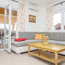 Holiday Home Jana 131, 罗维尼斯科塞洛 — 照片 4