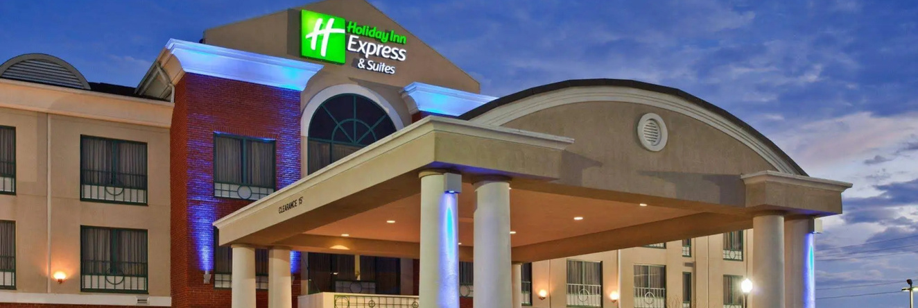 La Quinta Inn & Suites By Wyndham Bessemer, Бессемер — фото 1