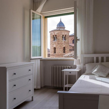 St. Vitale’s Basilic view elegant apartment, Ravenna — photo 5
