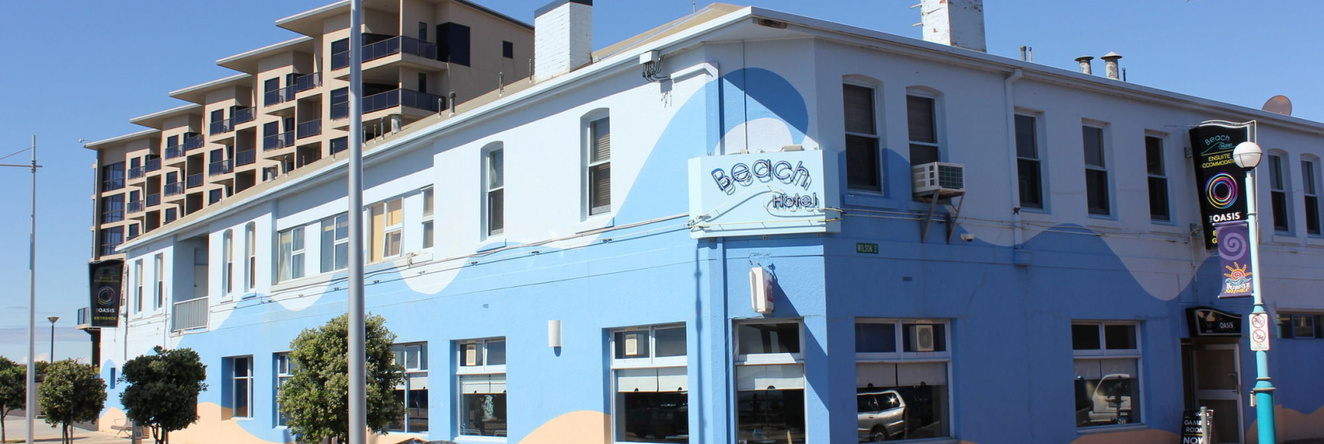 Beach Hotel, Burnie — photo 1