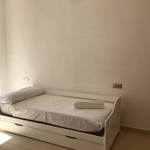 Espectacular residencial en 1ª linea con piscina, Los Puertas — photo 3