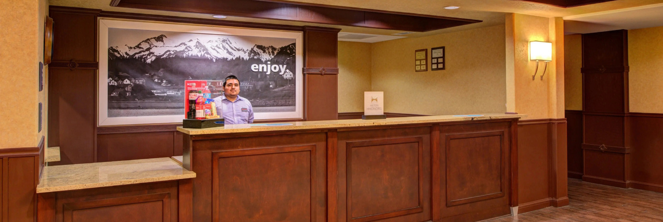 Hampton Inn & Suites Ontario, 安大略 — 照片 1
