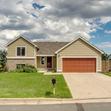 Grill, Fireplace & Fenced-In Yard: Thornton Home!, Торнтон — фото 4