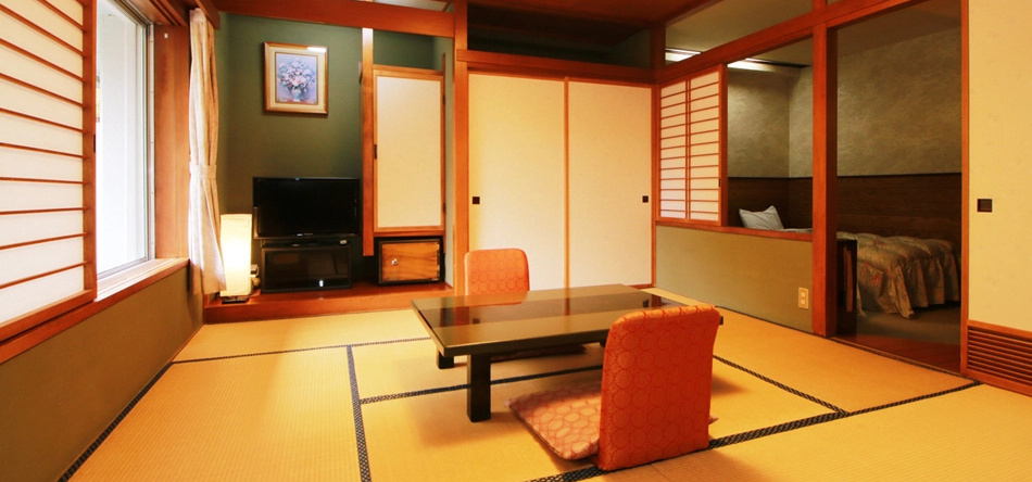 Hanamaki-dai Hot Spa Hotel San-emon, 花卷 — 照片 1