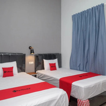 RedDoorz Plus near Alun Alun Kota Blora, 布洛拉 — 照片 4