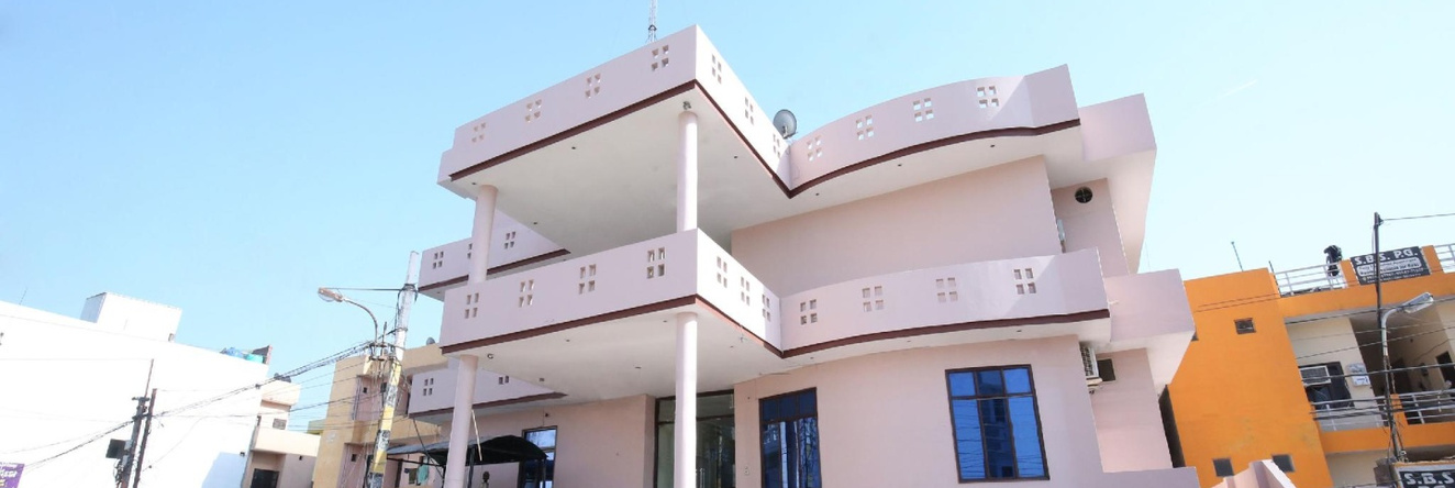 Capital O 11708 Near LPU, Phagwara — photo 1