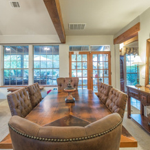 Rock 'n' Wood 4 Bedrooms 3.5 Bathrooms Home, Wimberley — photo 2