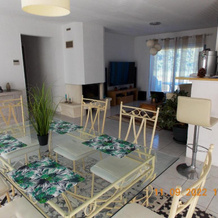 Maison de 3 chambres avec jacuzzi jardin amenage et wifi a Angoume, 安古梅 — 照片 4
