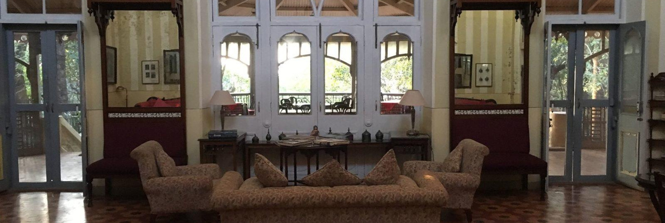 Dune Barr House - Verandah in the Forest, Matheran — photo 1