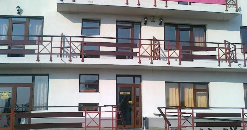 Motel Rupea, 布内什蒂 — 照片 1