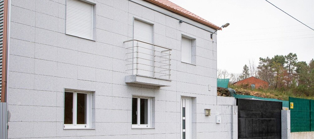 House With 3 Bedrooms in Goiás, Lalín, With Wonderful sea View, Terrace and Wifi, 拉林 — 照片 1