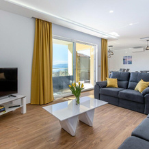 Stunning apartment in Kostrena Sveta Lucij w/ Outdoor swimming pool, Jacuzzi and 3 Bedrooms, 里耶卡 — 照片 5