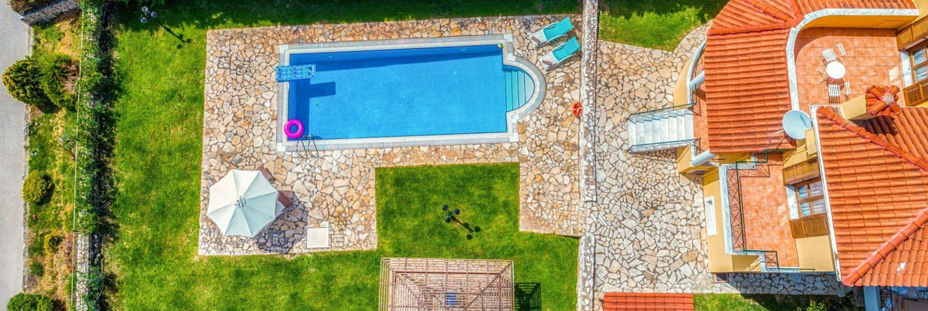 Kefalonia Houses, 瓦尔萨马塔 — 照片 1