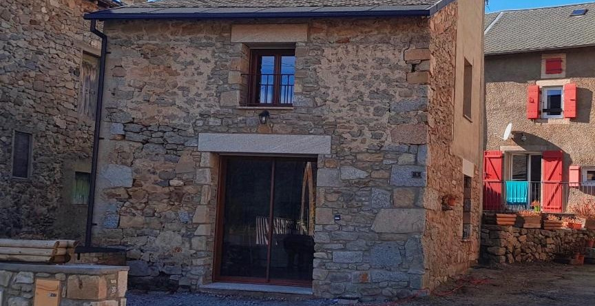 Grange De Caractere En Pierre Al Badiu, Ла Ллягон — фото 1