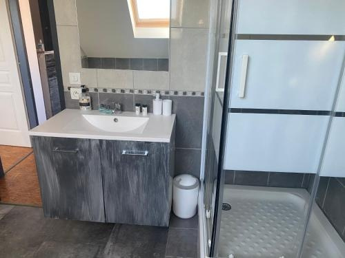 Sous Les Etoiles Metz Luxembourg Cityroom57, Клуанж — фото 1