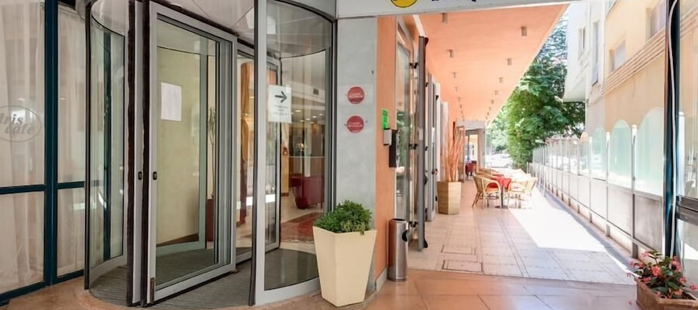 Hotel Aris, Bellaria-Igea Marina — photo 1