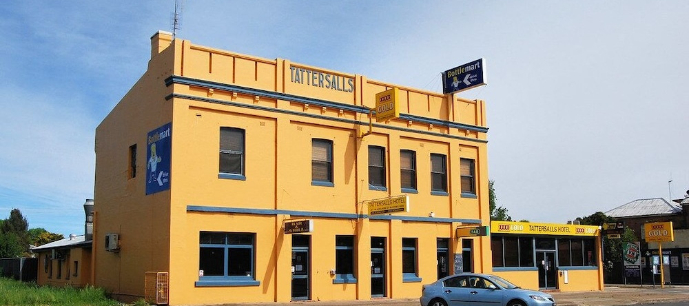 Tattersall's Hotel Blayney, Blayney — photo 1