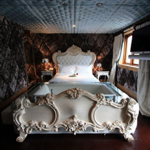 Crazy Bear Hotel-Stadhampton, Oxford — photo 4