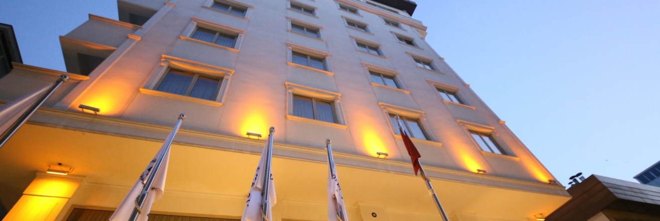 Demir Hotel, 迪亚巴克尔 — 照片 1