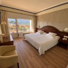 Silken Gran Hotel del Sella, 里瓦德塞利亚 — 照片 3