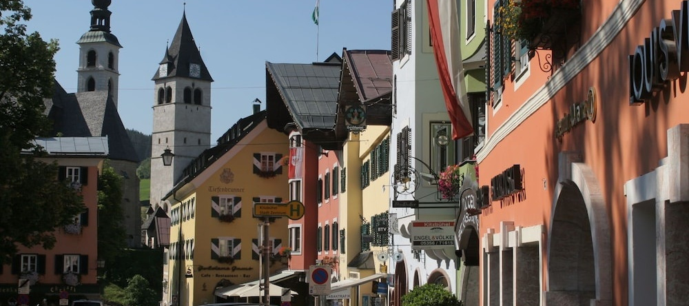 Elegant Holiday Home in Jochberg Tyrol near Ski Area, Jochberg — photo 1
