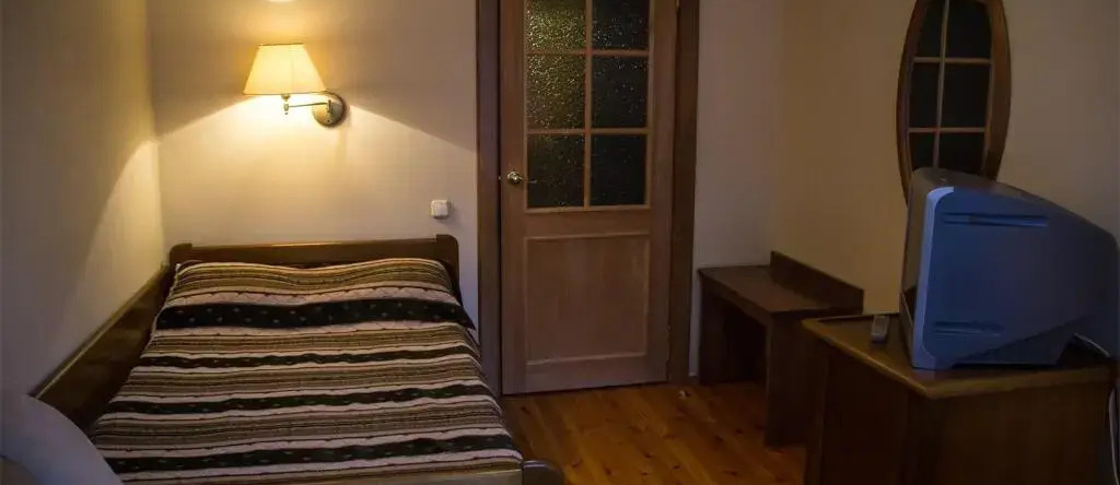Guest House Yasnaya Polyana, 亚斯纳亚波利亚纳 — 照片 1