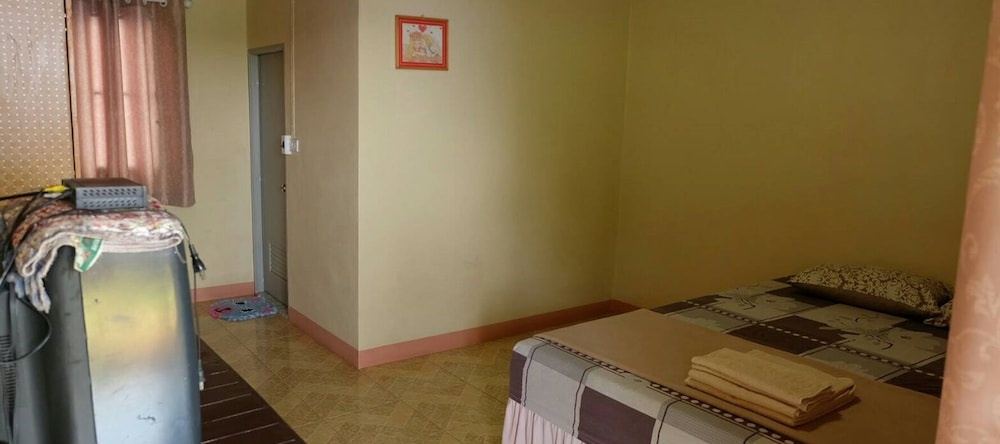 Ruenpinwilai Resort, Suphan Buri — photo 1