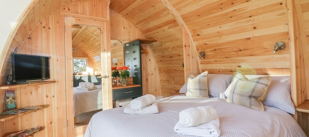 Chapel Pod, Солтэш — фото 1