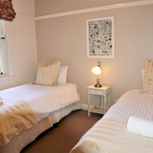 Robin Hill Manor - rambling retreat & tennis court, 莫斯谷 — 照片 3