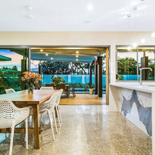 ZENLUX - 5BR Holiday Home with Pool, 范尼湾 — 照片 4