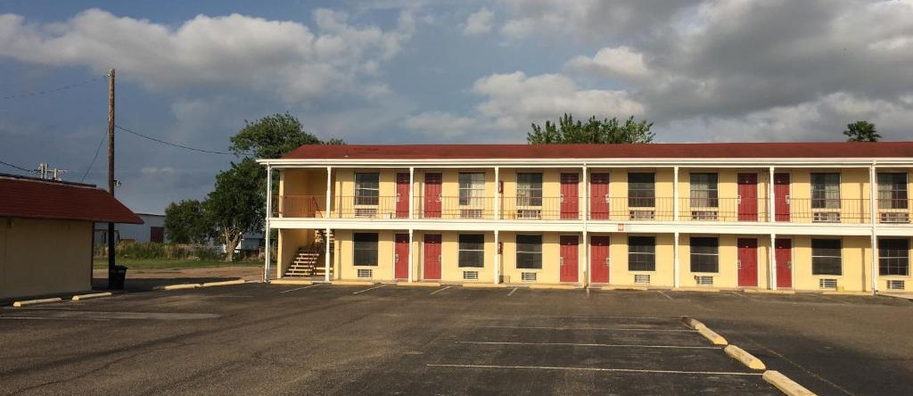 Alice Motor Inn, 爱丽丝 — 照片 1
