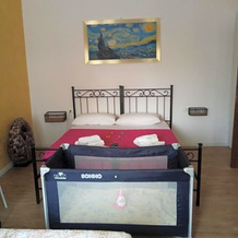 Emmanueli65 fronte clinica per 5 matrimoniale 2 singoli 1 divano letto, Piacenza — photo 3