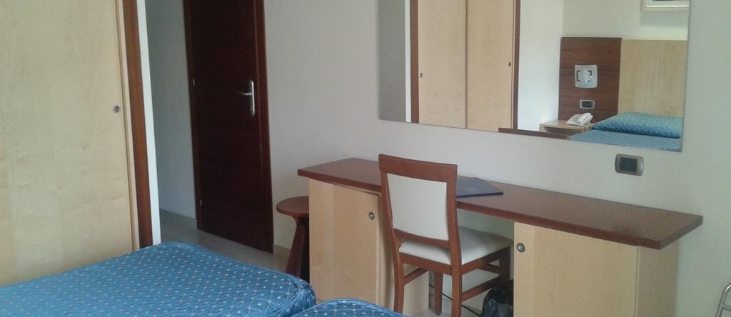 Hotel Albatros, Terracina — photo 1