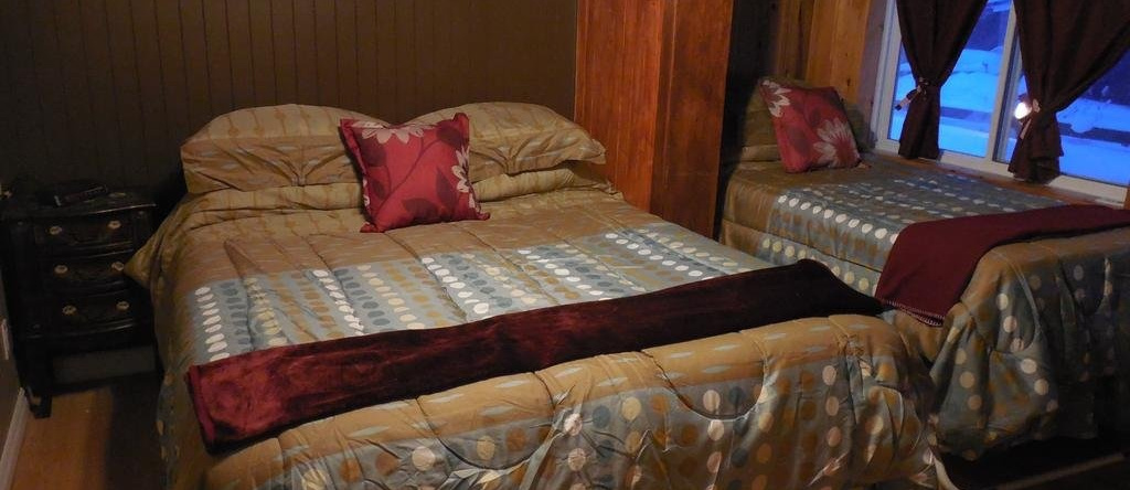 Chalets & appartements Au Chant De La Rivière, 圣加布里埃尔-德-瓦尔卡捷 — 照片 1