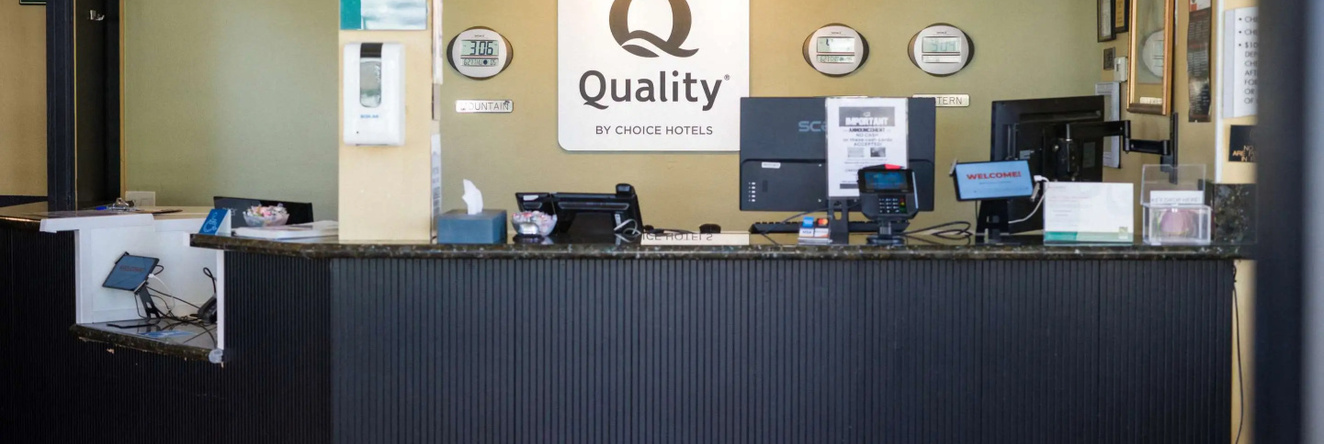 Quality Inn & Suites Camarillo - Oxnard, Camarillo — photo 1