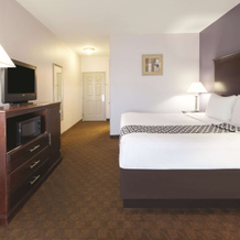 La Quinta Inn & Suites By Wyndham Corsicana, Корсикана — фото 3