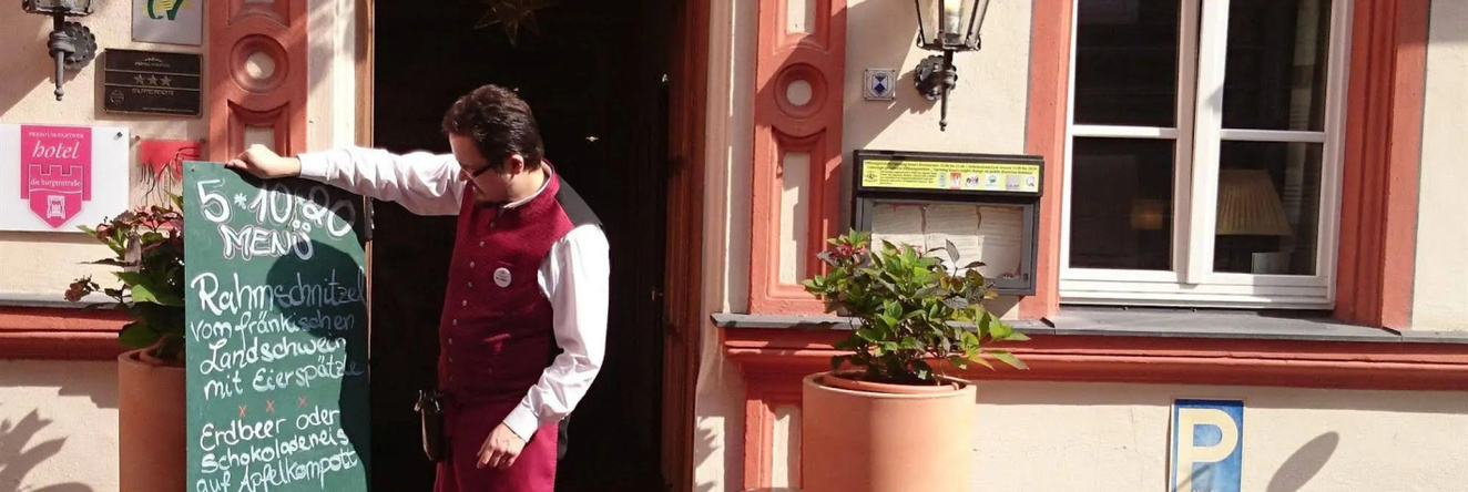 Boutique Hotel & Bio Wirtshaus Schwarzer Bock, 安斯巴赫 — 照片 1