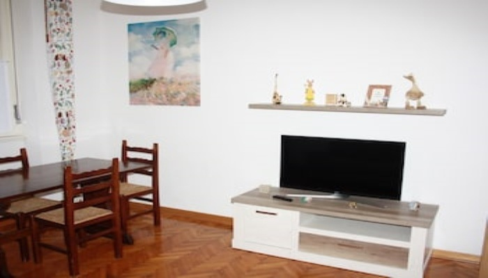 Appartamento in centro con wifi e posto auto in garage, 的里雅斯特 — 照片 1