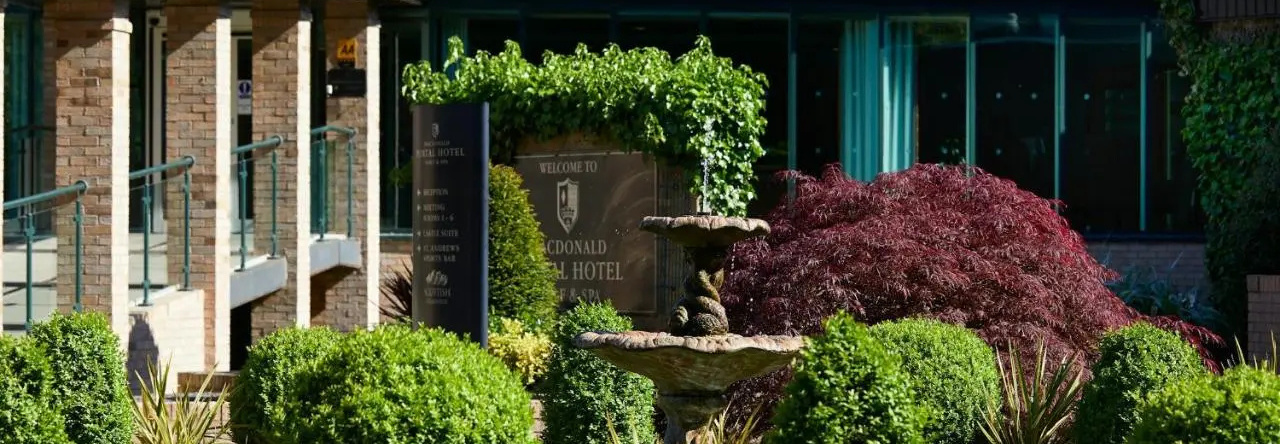 Macdonald Portal Hotel, Golf And Spa, Тарпорли — фото 1