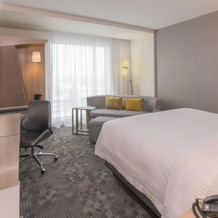Courtyard By Marriott Burlington, Берлингтон — фото 3