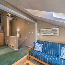 Cloudcroft Townhome w/ Deck - 1 Mi to Burro Ave!, 克劳德克罗夫特 — 照片 4